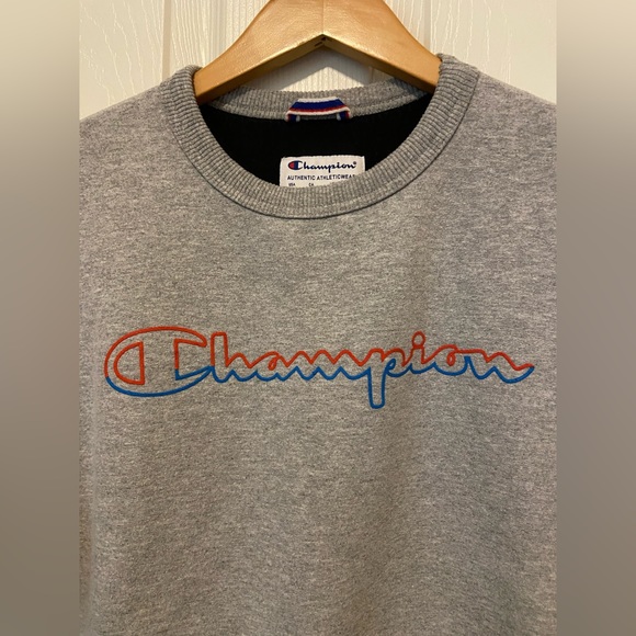 Champion Powerblend Crew Split Script Logo Sweater Sweatshirt Gray Size Small - Picture 2 of 3